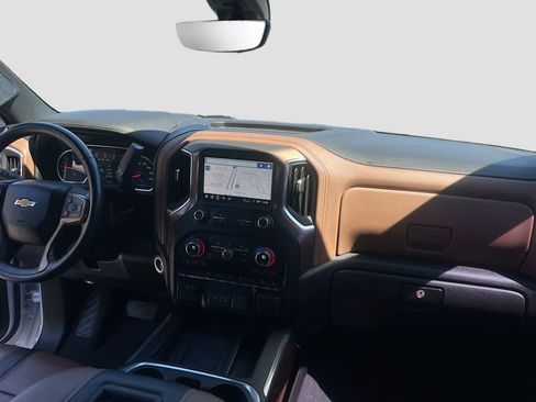 Used 2022 Chevrolet Silverado 2500 High Country w/ Z71 Off-Road Package AWD/4WD image 24