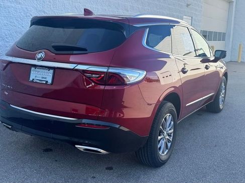 Used 2024 Buick Enclave Essence FWD image 7