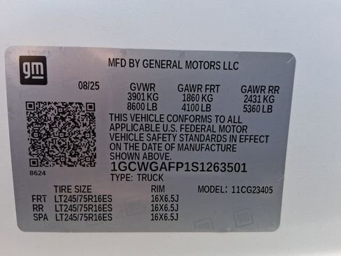 New 2025 Chevrolet Express 2500 WT w/ Driver Convenience Package image 19