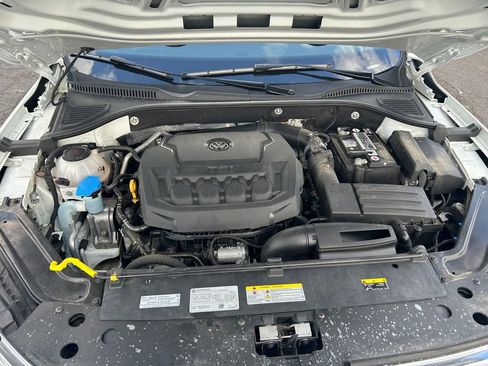 Used 2022 Volkswagen Passat 2.0T SE FWD image 27