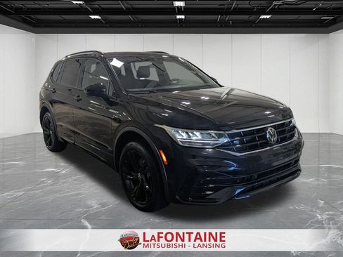 Used 2024 Volkswagen Tiguan SE R-Line image 7