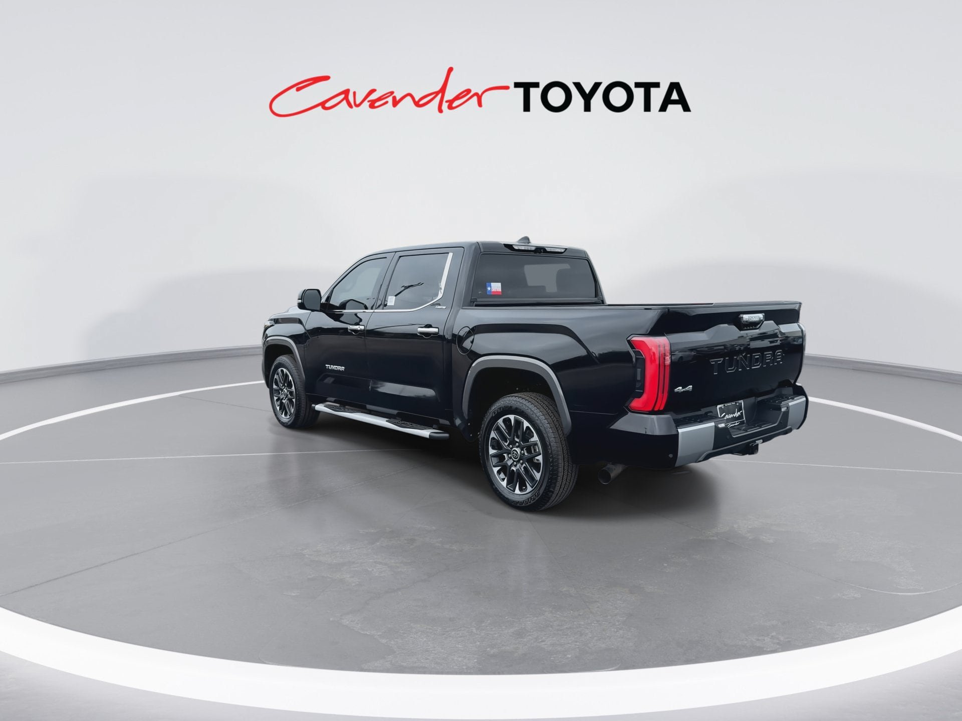 Used 2023 Toyota Tundra Limited AWD/4WD image 6