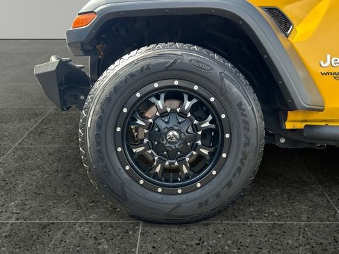 Used 2019 Jeep Wrangler Unlimited Sport S AWD/4WD image 5