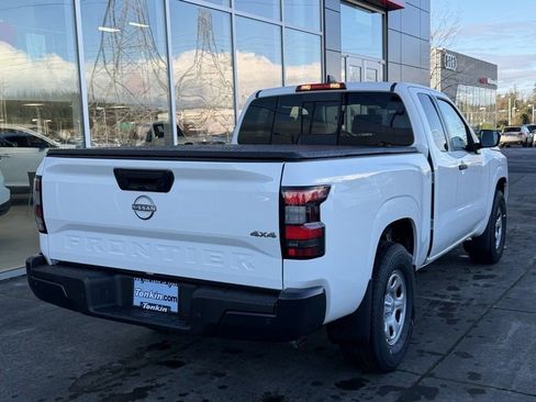 New 2026 Nissan Frontier S image 7