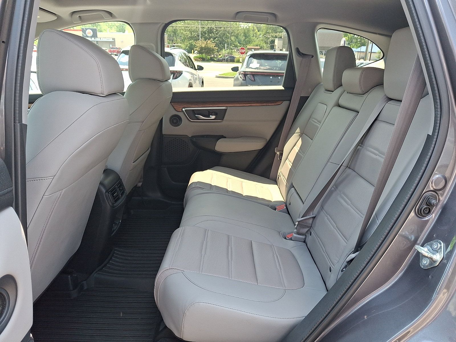 Used 2020 Honda CR-V EX-L image 10
