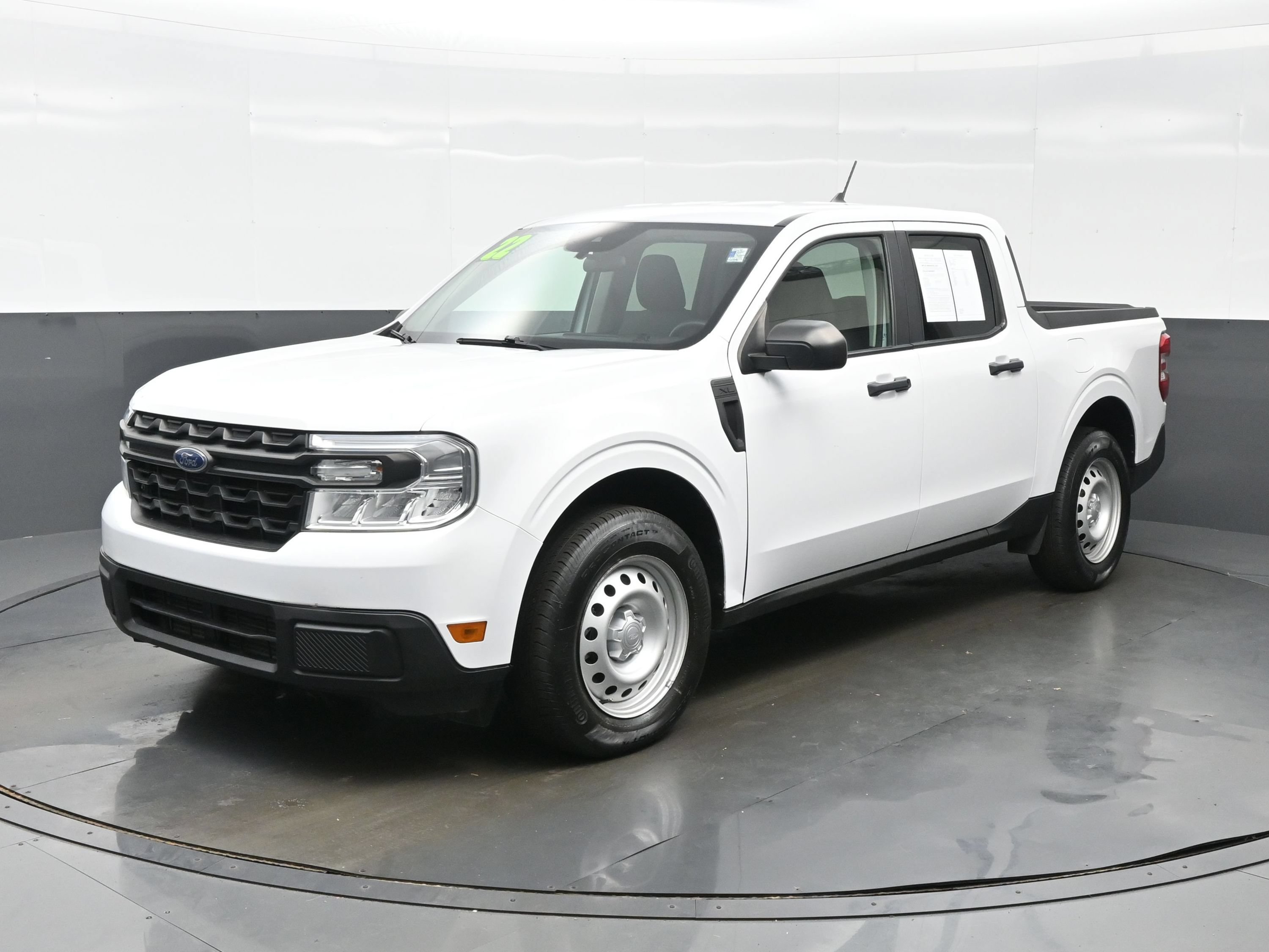 Used 2022 Ford Maverick XL w/ Equipment Group 100A Standard AWD/4WD image 2