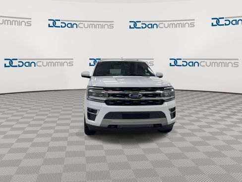 Used 2022 Ford Expedition Max Limited AWD/4WD image 3