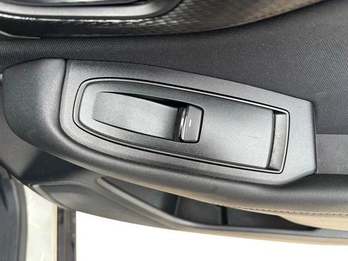 Used 2022 Subaru Outback Premium AWD/4WD image 27