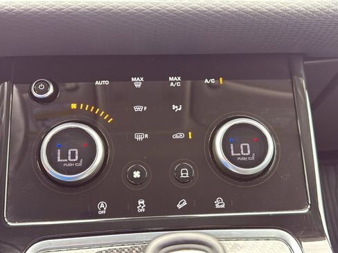 Used 2020 Land Rover Range Rover Evoque S AWD/4WD image 25