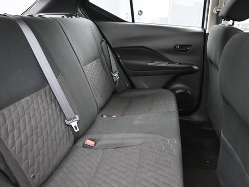 Used 2022 Nissan Kicks S FWD image 25