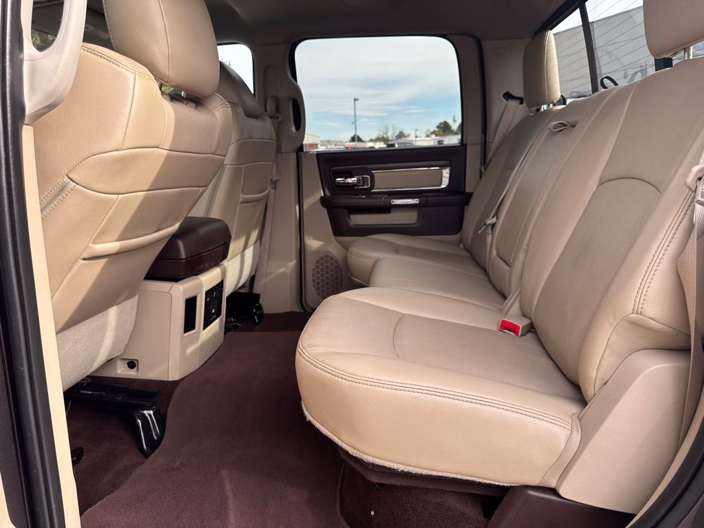 Used 2016 RAM 2500 Laramie w/ Convenience Group AWD/4WD image 6