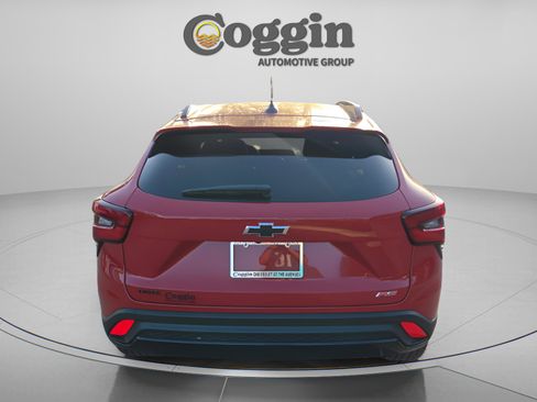 New 2026 Chevrolet Trax RS w/ Sunroof Package image 4