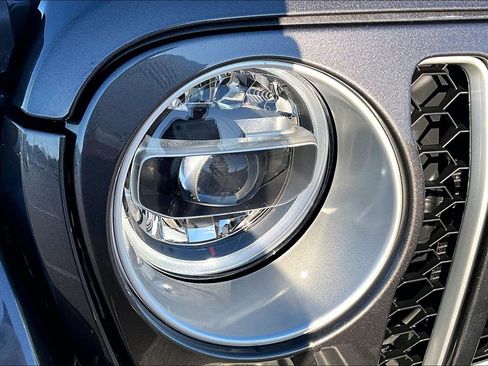 Used 2021 Jeep Wrangler Unlimited Sahara w/ Dual Top Group image 35