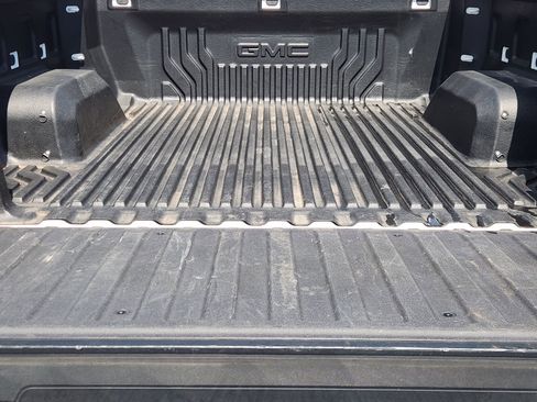 Used 2023 GMC Sierra 1500 Elevation RWD image 37