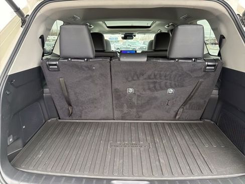 Used 2024 Toyota Grand Highlander Limited image 47