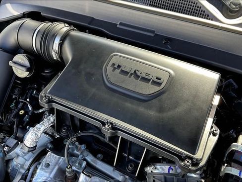 Used 2025 Jeep Compass Latitude image 34