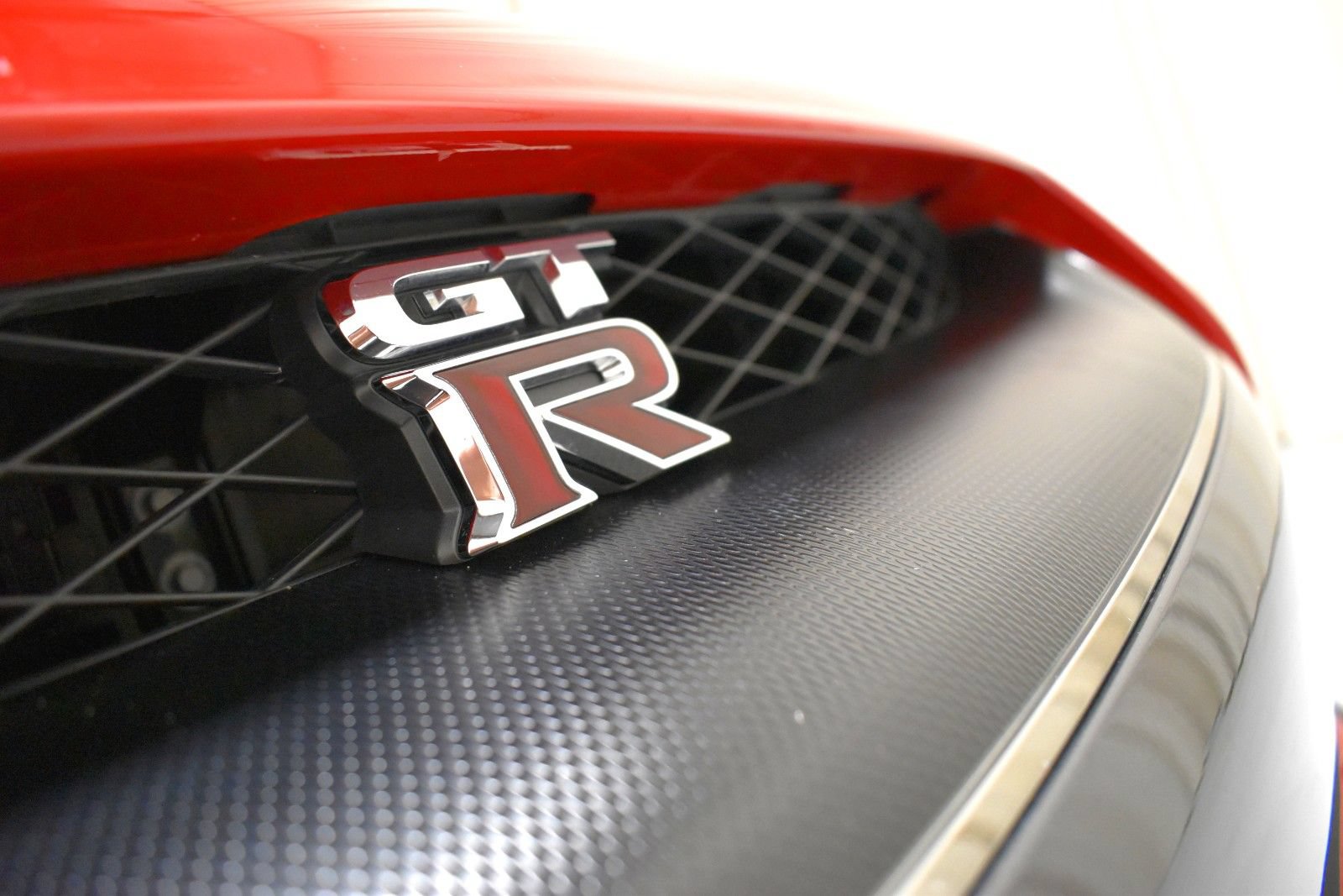 Used 2009 Nissan GT-R Premium AWD/4WD image 16