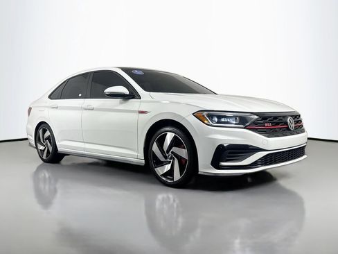 Used 2020 Volkswagen Jetta GLI Autobahn FWD image 3