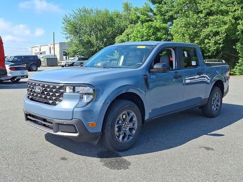 New 2025 Ford Maverick XLT w/ XLT Luxury Package image 3