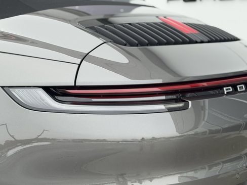 Certified 2022 Porsche 911 Carrera S image 18