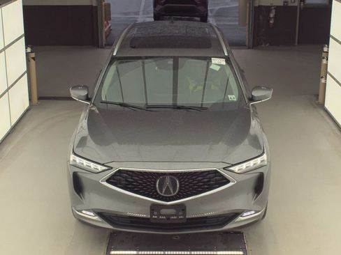Used 2023 Acura MDX SH-AWD w/ Advance Package image 2