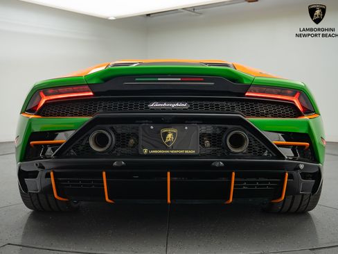 Used 2020 Lamborghini Huracan EVO image 22