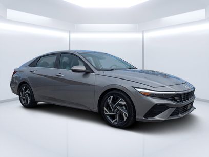 Certified 2025 Hyundai Elantra Limited