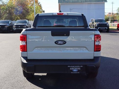 New 2025 Ford Maverick XL w/ Equipment Group 101A image 18