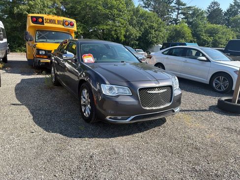 Used 2016 Chrysler 300 C AWD/4WD image 1