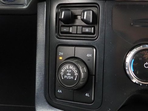 Used 2022 Ford F150 Raptor w/ Raptor 37 Performance Package AWD/4WD image 29