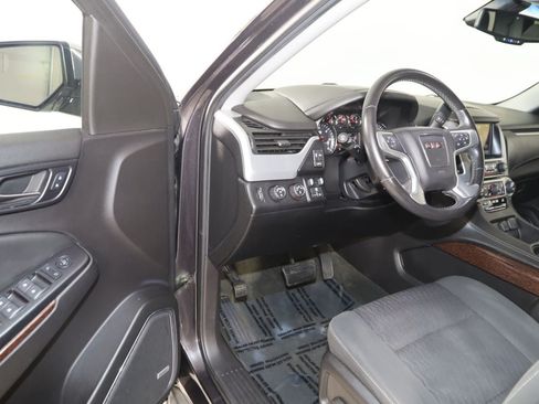Used 2015 GMC Yukon SLE w/ Convenience Package AWD/4WD image 40