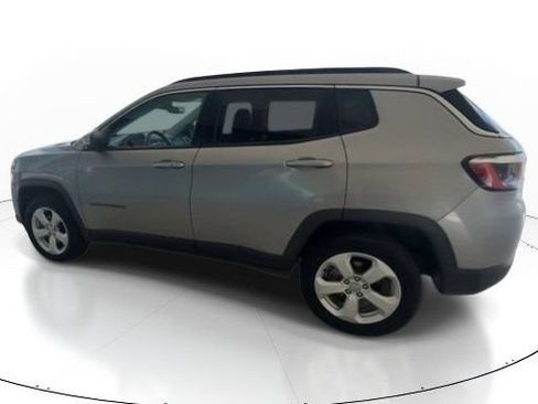 Used 2021 Jeep Compass Latitude w/ Convenience Group AWD/4WD image 6