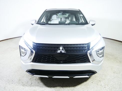 Used 2025 Mitsubishi Eclipse Cross SEL AWD/4WD image 2