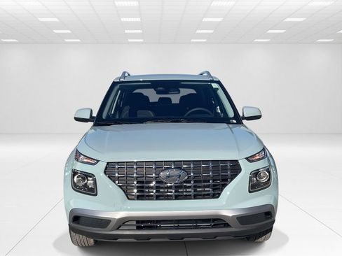 New 2026 Hyundai Venue SEL image 2