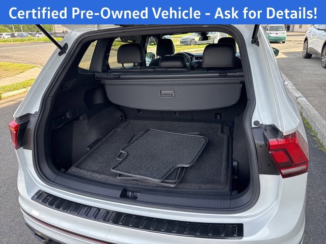 Certified 2023 Volkswagen Tiguan SE R-Line AWD/4WD image 25