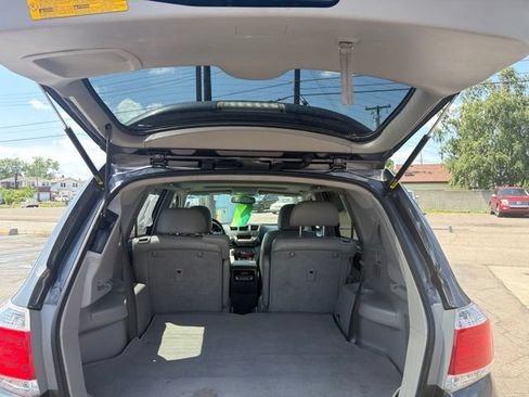 Used 2012 Toyota Highlander Limited w/ Tow Pkg AWD/4WD image 13