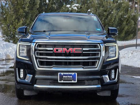 Used 2023 GMC Yukon SLT w/ SLT Premium Package image 2