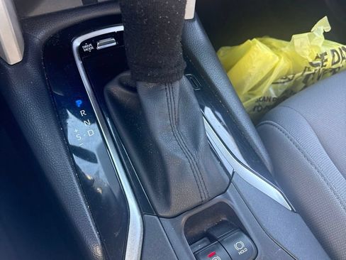 Used 2024 Toyota Corolla Cross AWD Hybrid image 10