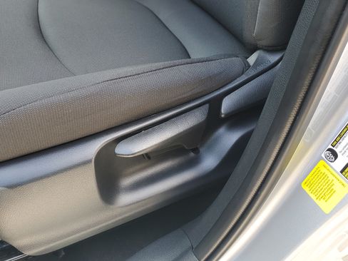 Certified 2024 Toyota Corolla Cross LE FWD image 20