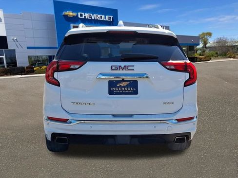 Used 2018 GMC Terrain Denali w/ Comfort Package AWD/4WD image 25