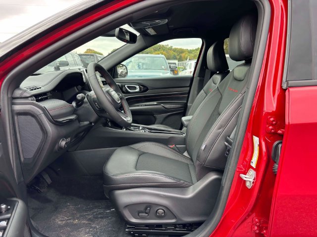 New 2027 Jeep Compass Trailhawk AWD/4WD image 6
