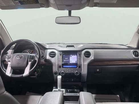 Used 2014 Toyota Tundra Limited w/ Limited Premium Package image 24