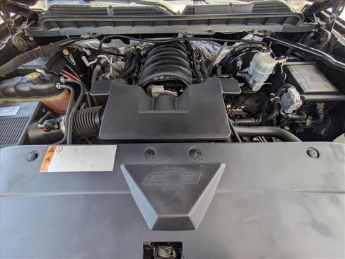 Used 2018 Chevrolet Silverado 1500 LT w/ All Star Edition RWD image 22