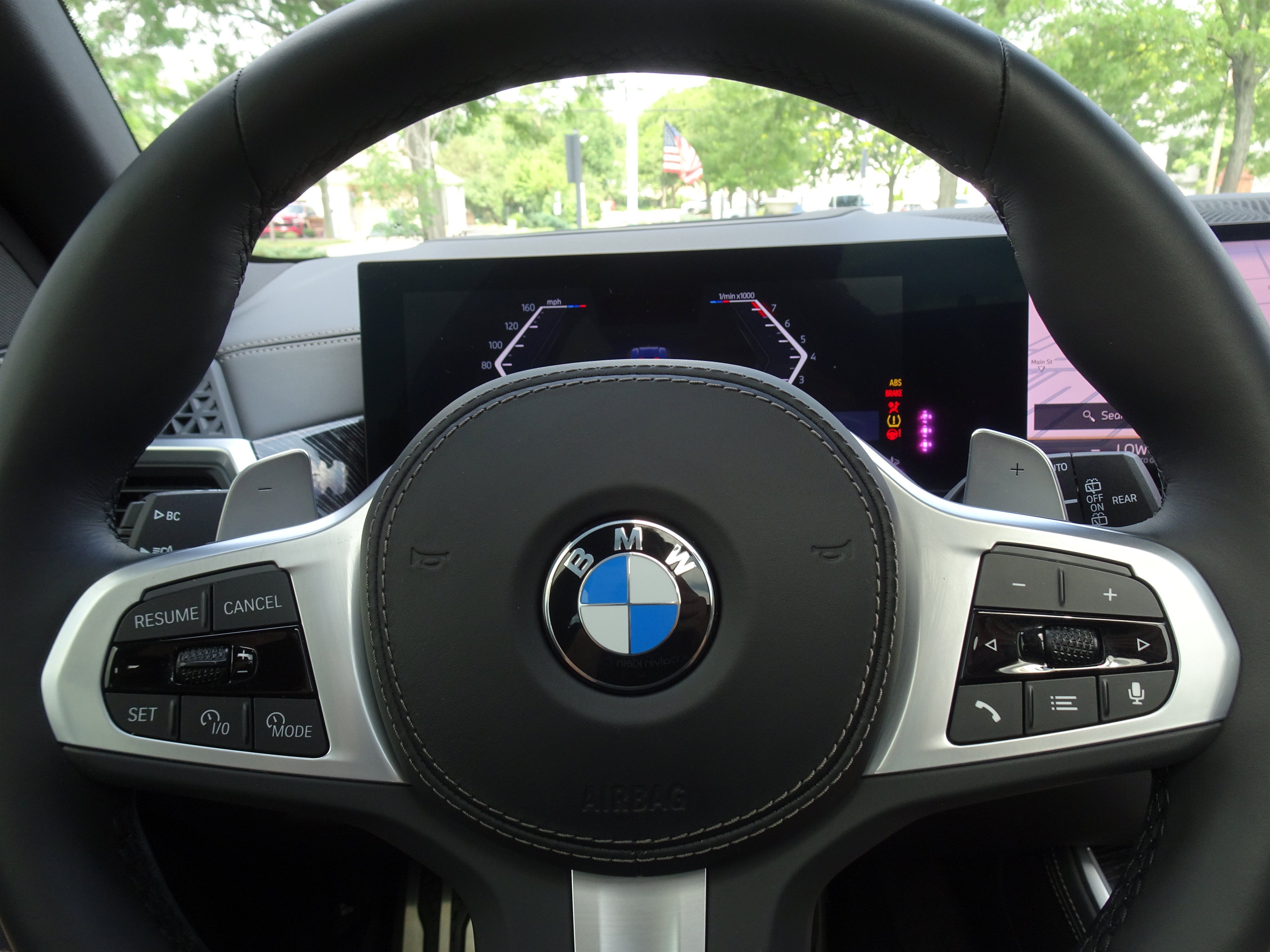 Used 2024 BMW X5 xDrive40i w/ M Sport Package AWD/4WD image 15