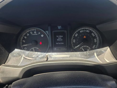 Used 2019 Toyota Tacoma TRD Sport w/ Technology Package RWD image 19