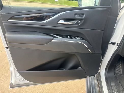 Used 2021 Cadillac Escalade ESV Sport w/ Driver Assist Tech Package AWD/4WD image 12