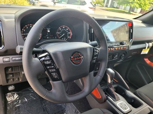 New 2026 Nissan Frontier PRO-4X w/ Tow Package AWD/4WD image 6