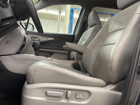 Used 2018 Honda Pilot EX-L image 11