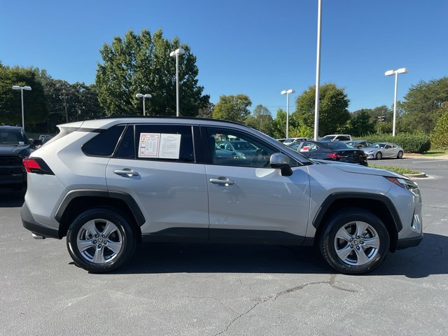 Used 2025 Toyota RAV4 XLE AWD/4WD image 7