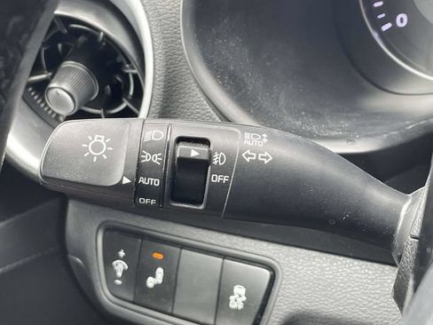 Used 2023 Kia Forte GT-Line w/ GT-Line Premium Package FWD image 39